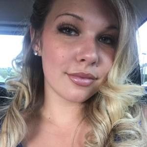 Meet your Posher, Ashlee